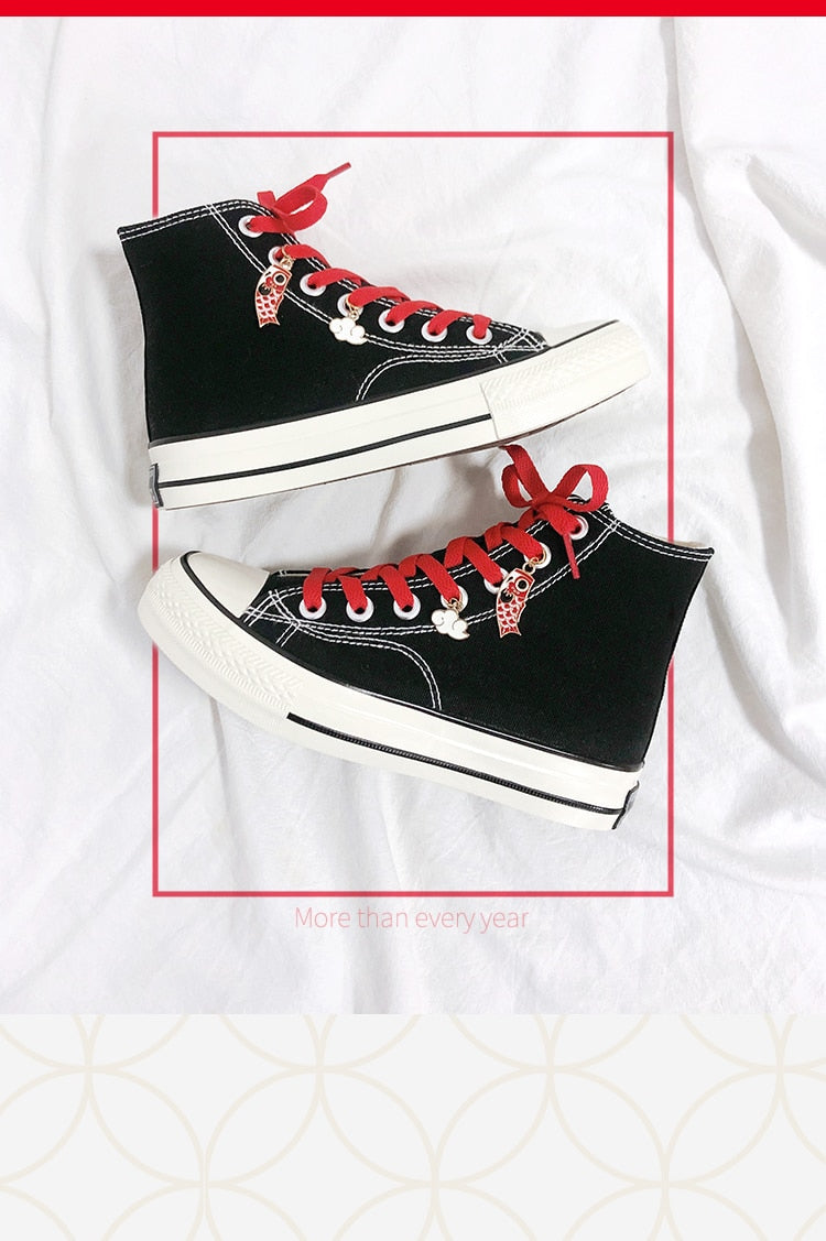 Chain Converse-like Sneaker